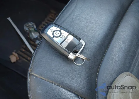 2017 Ford Edge Sel z USA, uszkodzony, nr VIN 2FMPK4J98HBC39511